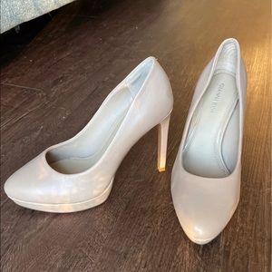 NWOT Gianni Bini Stilettos